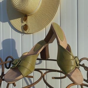 Aerosoles Mini Green Heels 🌱